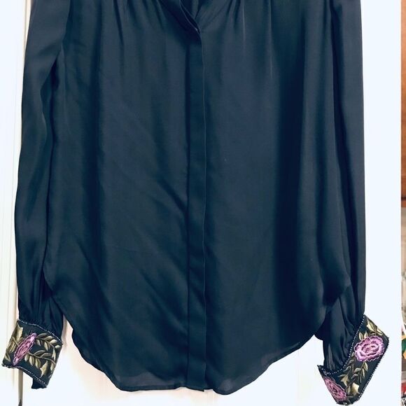 Haute Hippie Blue Floral Silk Button Down Blouse Medium - Picture 5 of 8